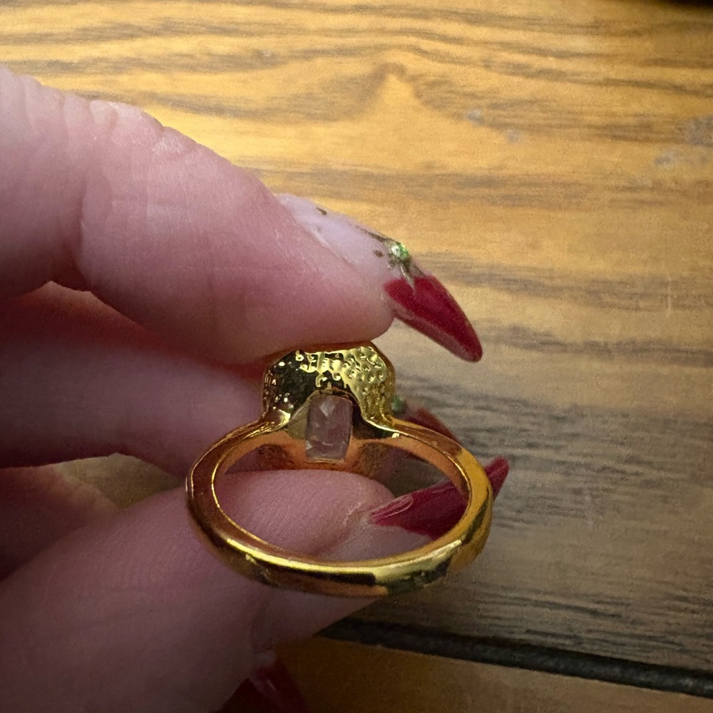 Rectangular gold stone ring - Picture 3 of 3